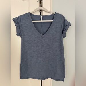 Z Supply blue short sleeve with rough hem